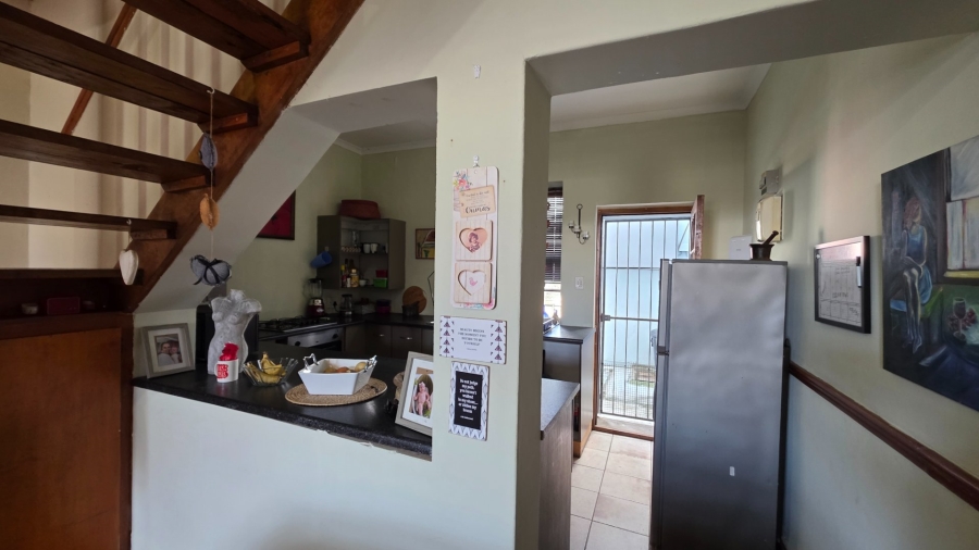 2 Bedroom Property for Sale in Mossel Bay Central Western Cape